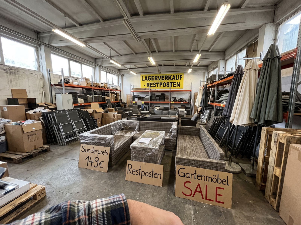 Gartenmöbel-Outlet im Lagerverkauf Manching: Rattan-Lounge, Sonnenschirme und Gartenstühle im Restposten-Verkauf